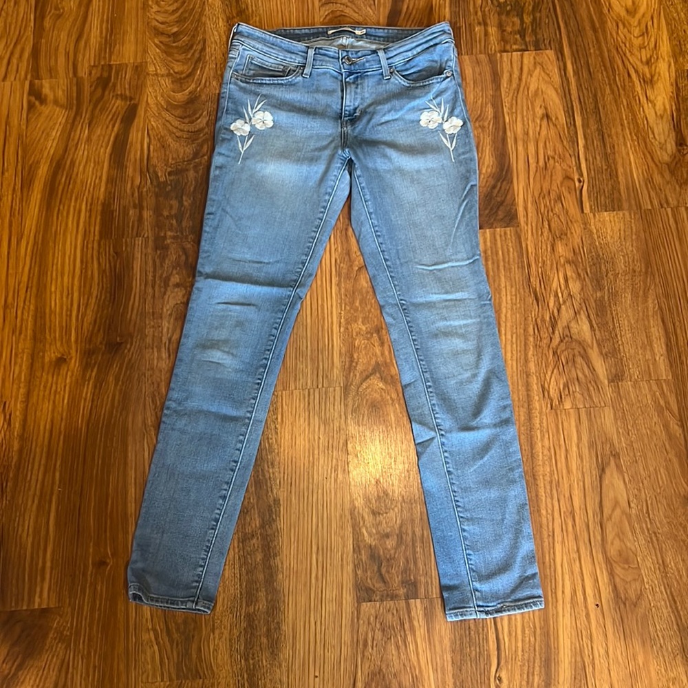 Levi flower embroidered skinny jeans light blue